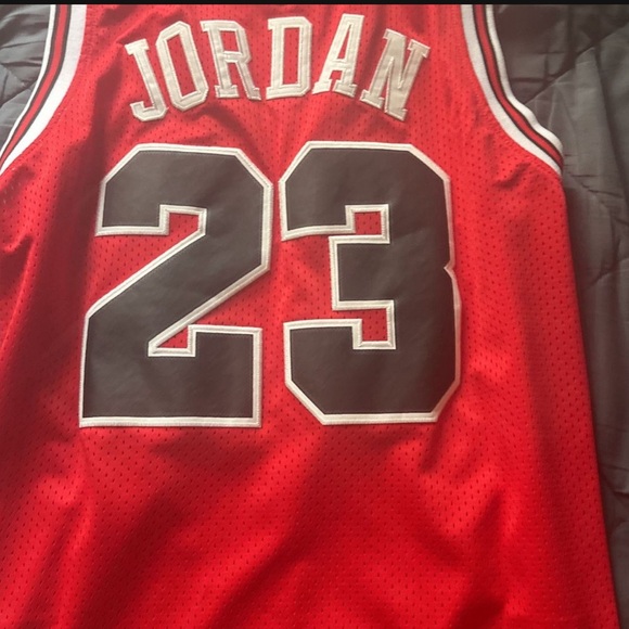Michael Jordan Jersey - Picture 2 of 2